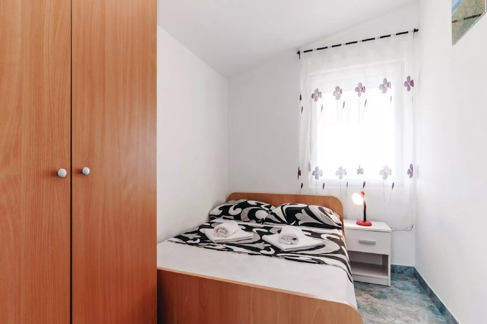 Apartments Hak - Two Bedroom Apartment with Terrace and Sea View (A3)-Bedroom
