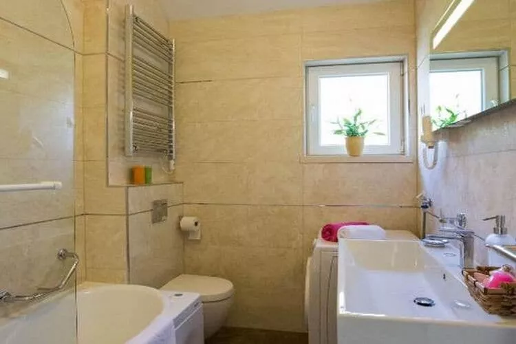 4B Apartments - Deluxe One Bedroom Apartment A4 (335974002)-Badezimmer
