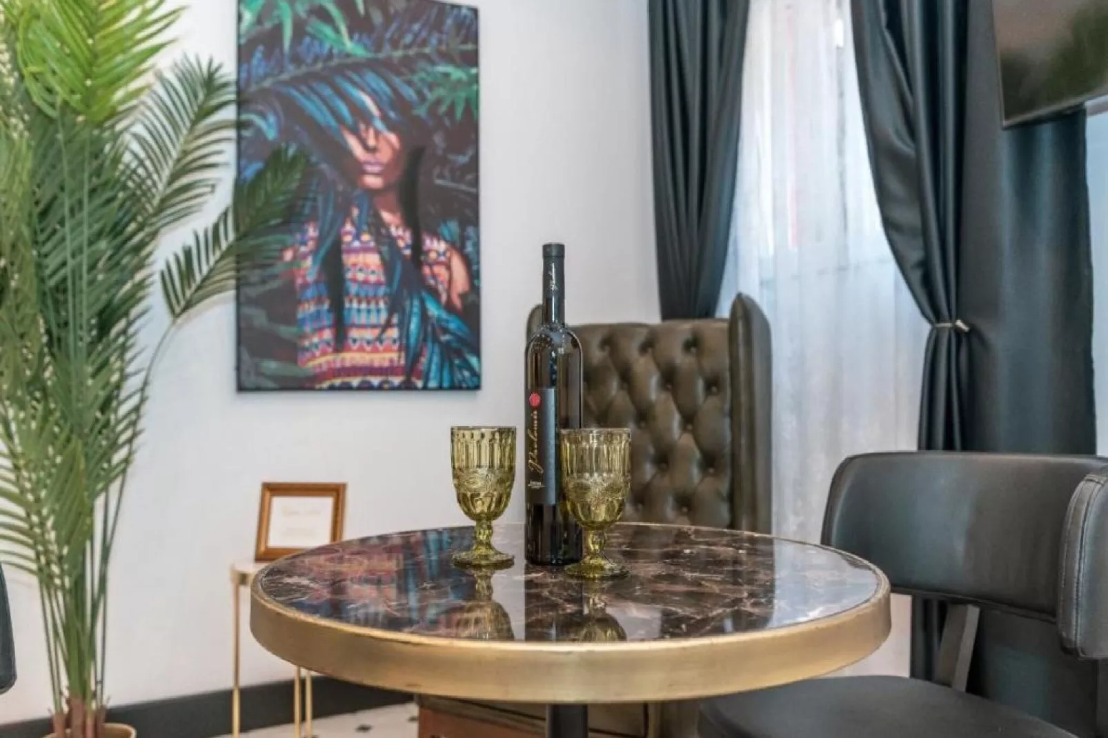 Apartment Art Split Center  - Deluxe Studio Apartment A1-Dining room