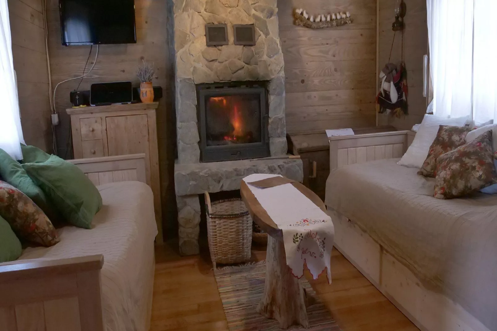 Holiday Home Jela - Two Bedroom Holiday Home with Terrace-Salon