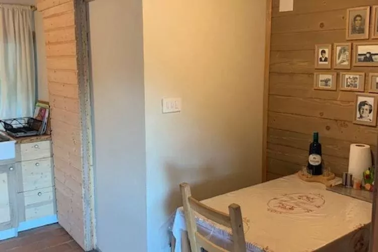 Holiday Home Jela - Two Bedroom Holiday Home with Terrace-Salle à manger