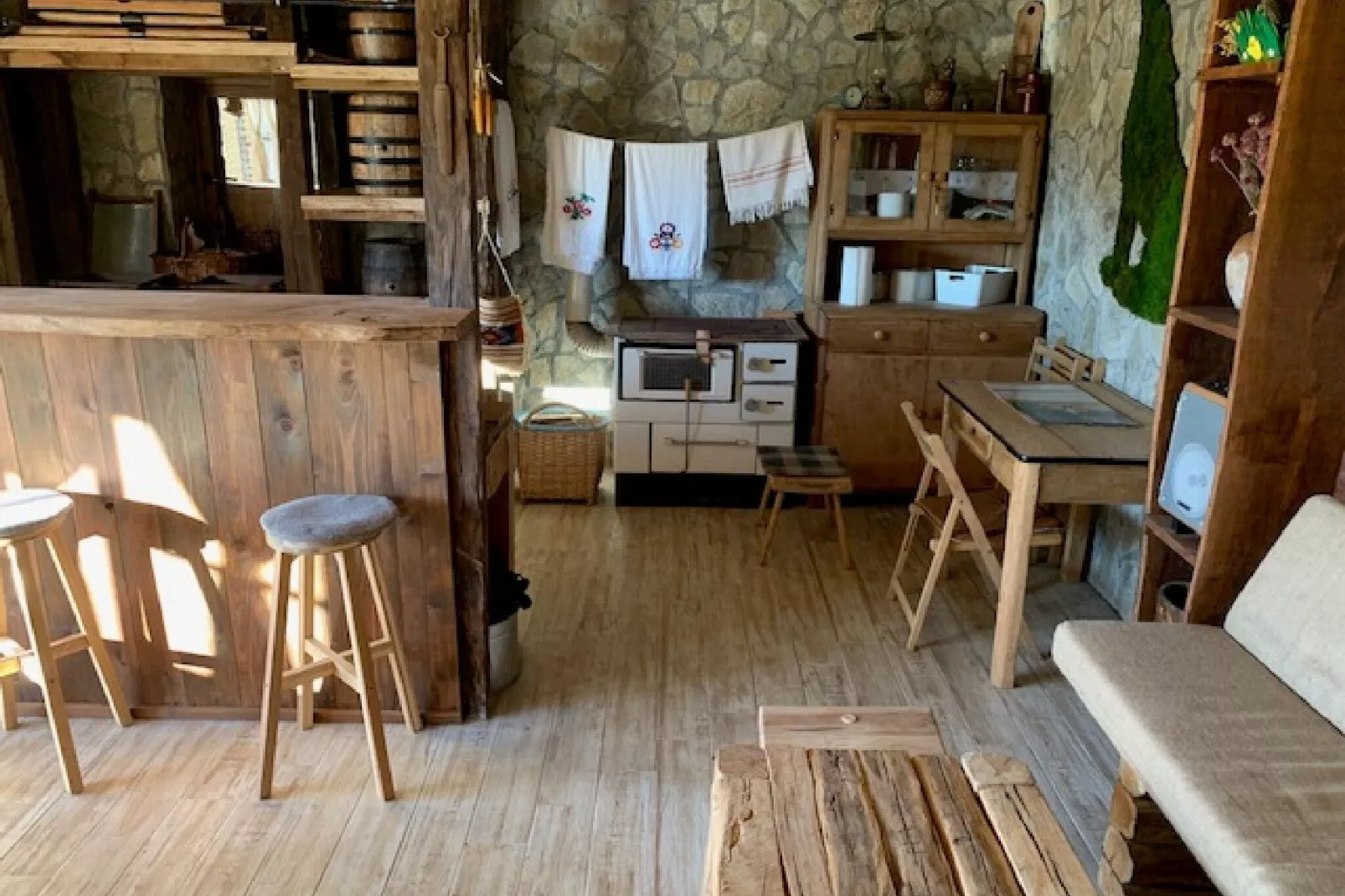 Holiday Home Jela - Two Bedroom Holiday Home with Terrace-Salle à manger