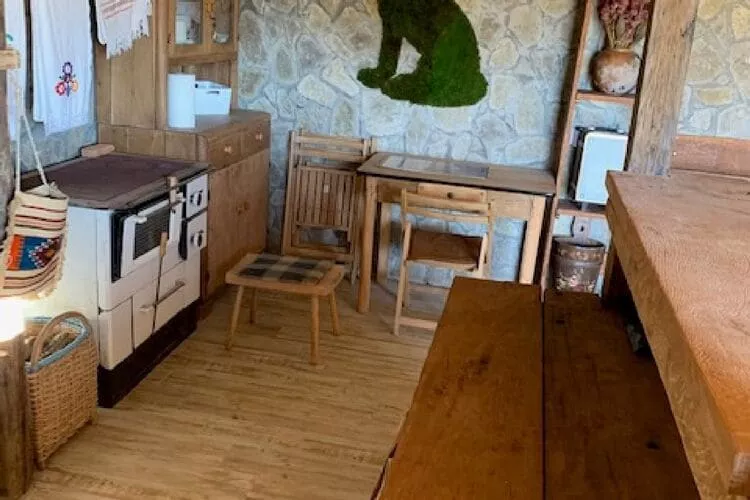 Holiday Home Jela - Two Bedroom Holiday Home with Terrace-Installations