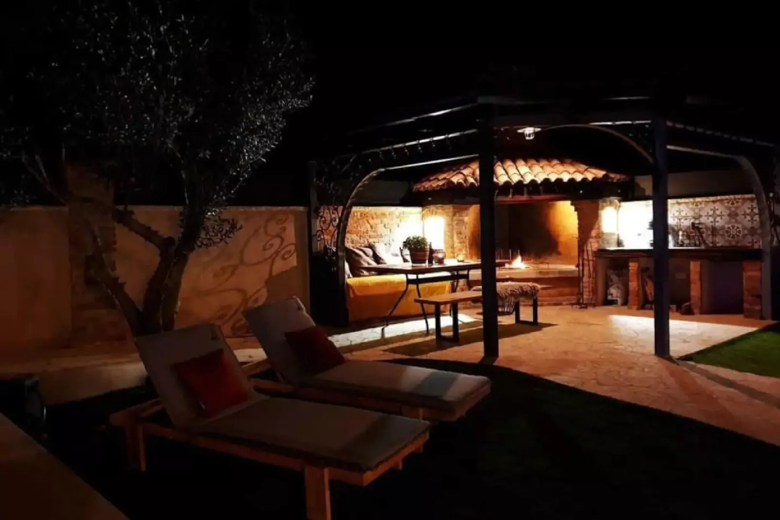 Villa Stalla - Three Bedroom Villa with Swimming Pool-Outdoor