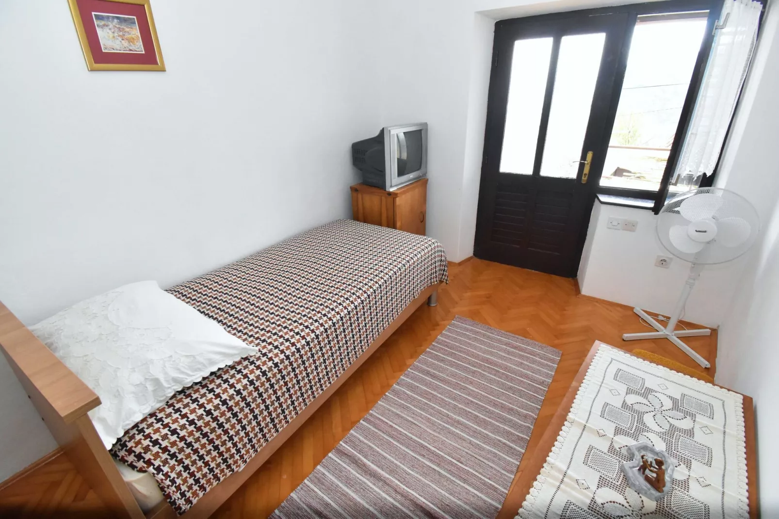 Holiday Home Katarina - Three Bedroom Holiday Home with Terrace and Swimming Pool-Schlafzimmer