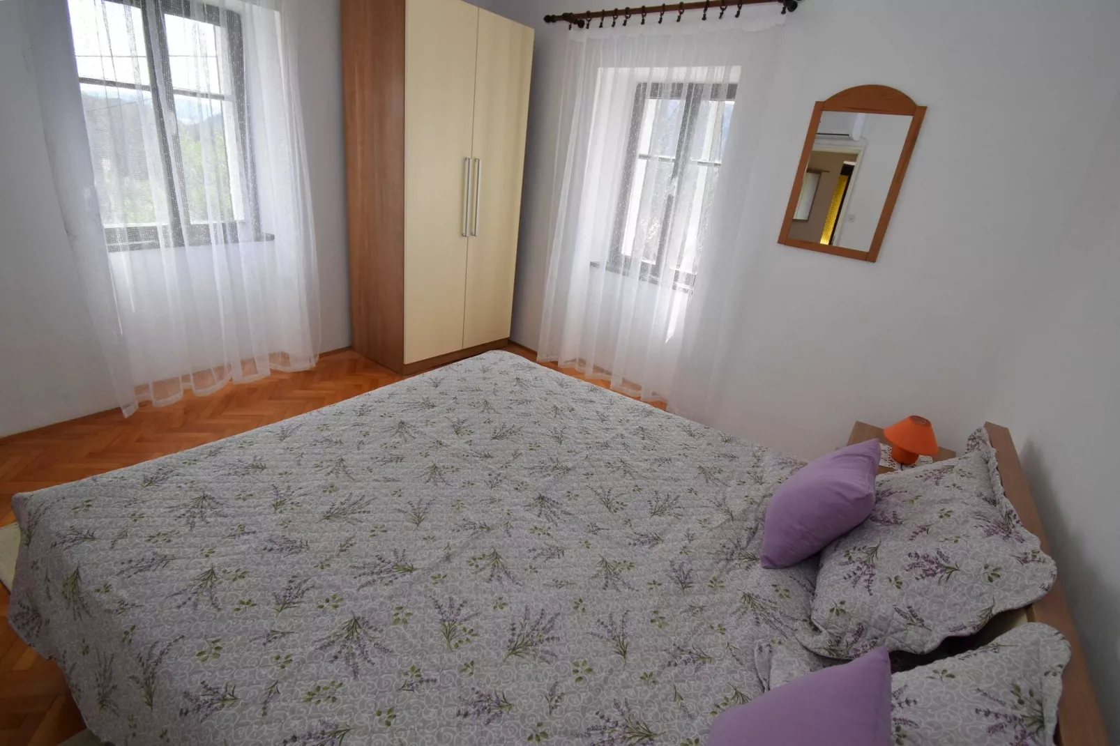 Holiday Home Katarina - Three Bedroom Holiday Home with Terrace and Swimming Pool-Schlafzimmer