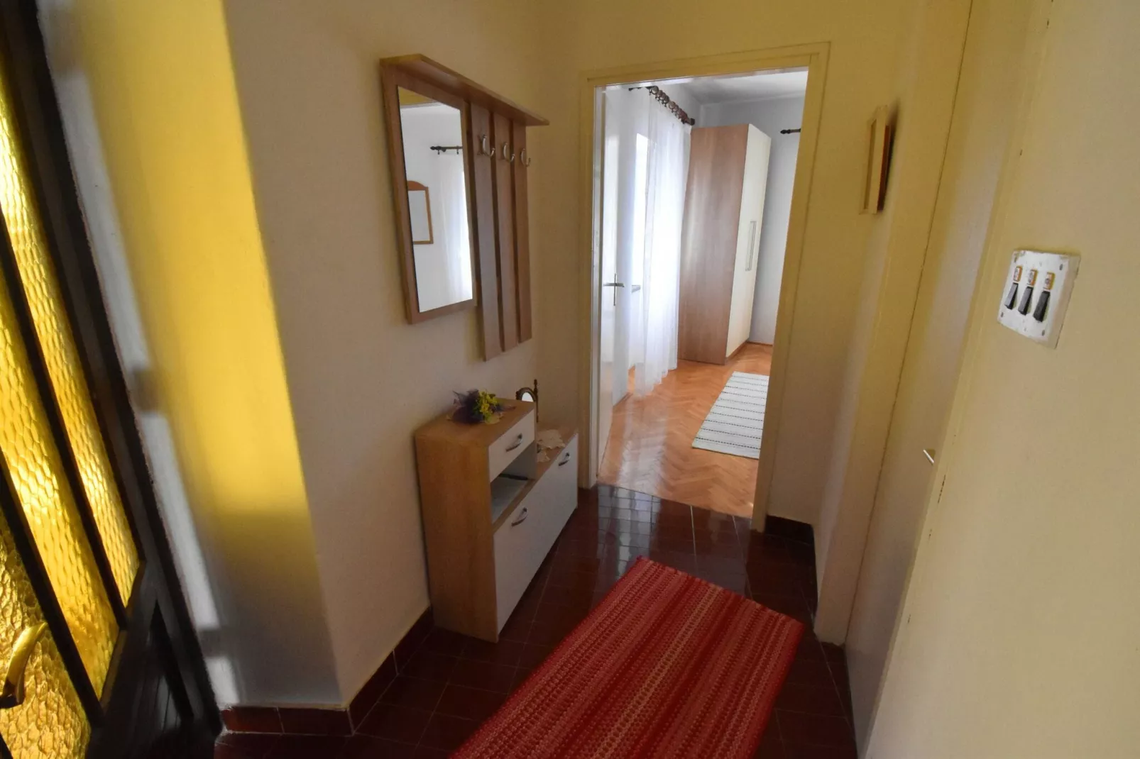 Holiday Home Katarina - Three Bedroom Holiday Home with Terrace and Swimming Pool-Innen