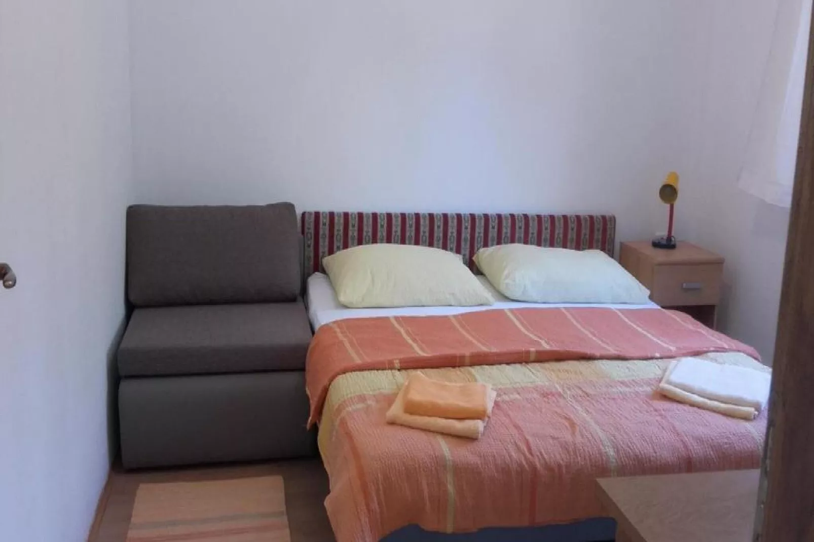Apartments Smilje i Maslina -  One Bedroom Apartment with Terrace (SIM 1)-Schlafzimmer