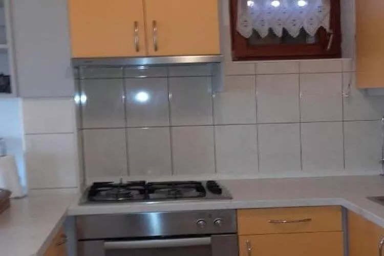 Apartments Smilje i Maslina - One Bedroom Apartment with Terrace (SIM 2)-Kitchen
