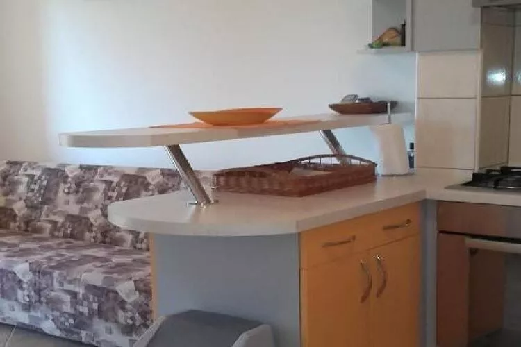 Apartments Smilje i Maslina - One Bedroom Apartment with Terrace (SIM 2)-Kitchen
