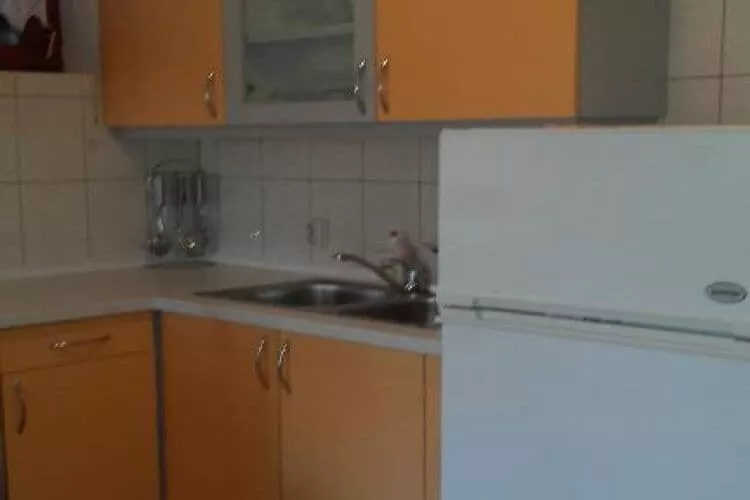 Apartments Smilje i Maslina - One Bedroom Apartment with Terrace (SIM 2)-Kitchen