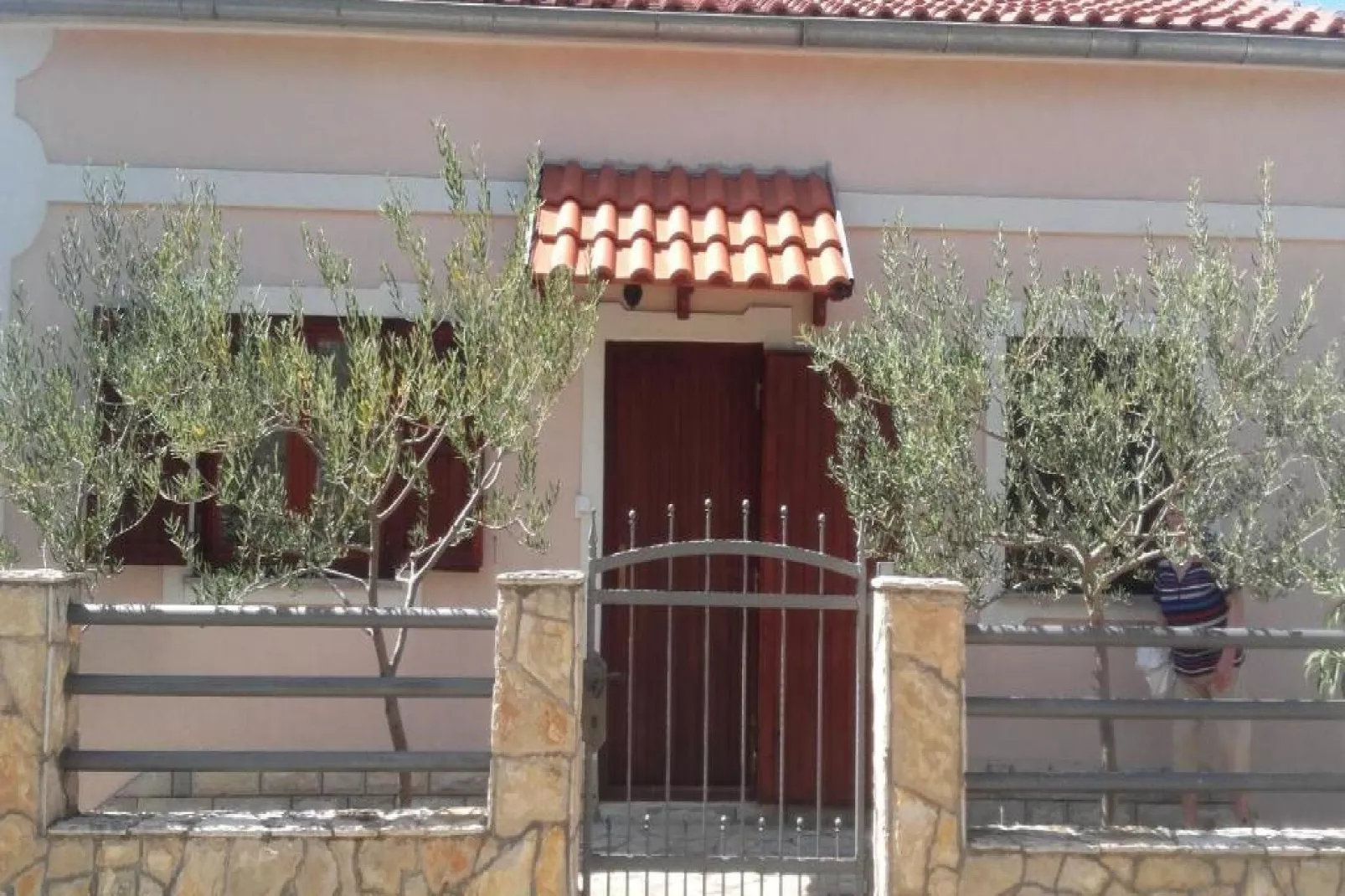 Apartments Smilje i Maslina - One Bedroom Apartment with Terrace (SIM 2)-Outdoor