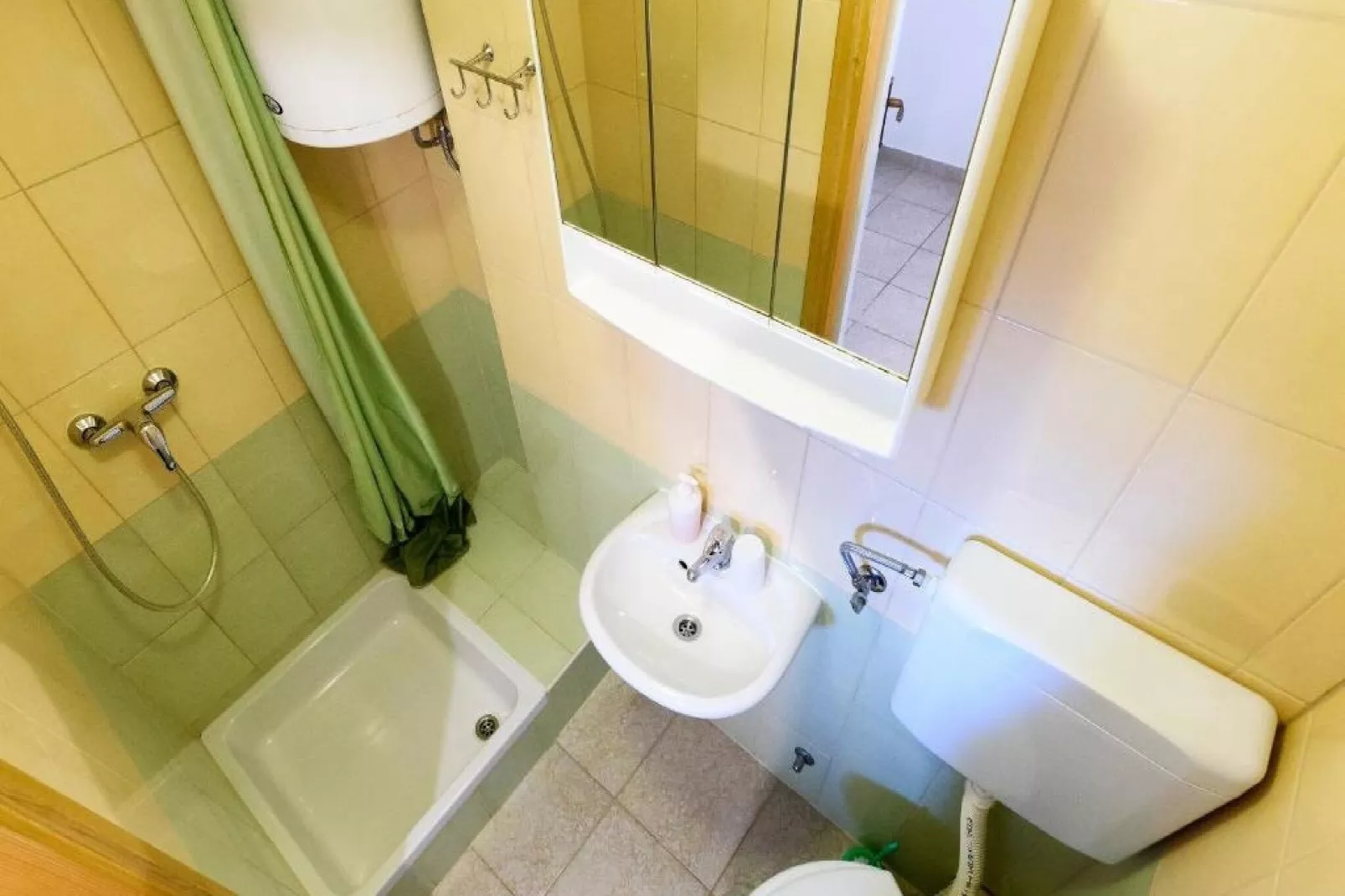 Apartments Milic - Twin Room 1-Bathroom