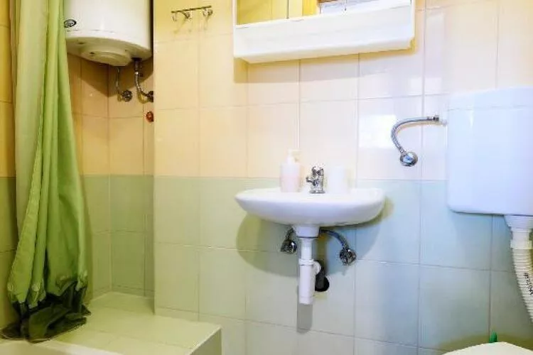 Apartments Milic - Twin Room 1-Bathroom
