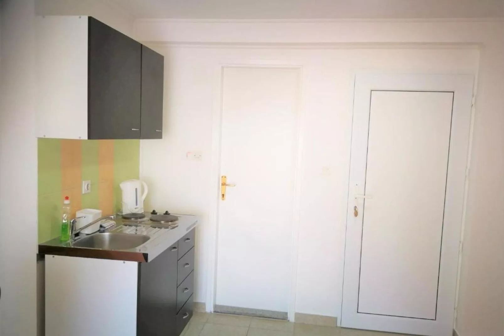 Apartments Milic - Studio Apartment with Sea View 4-Kitchen