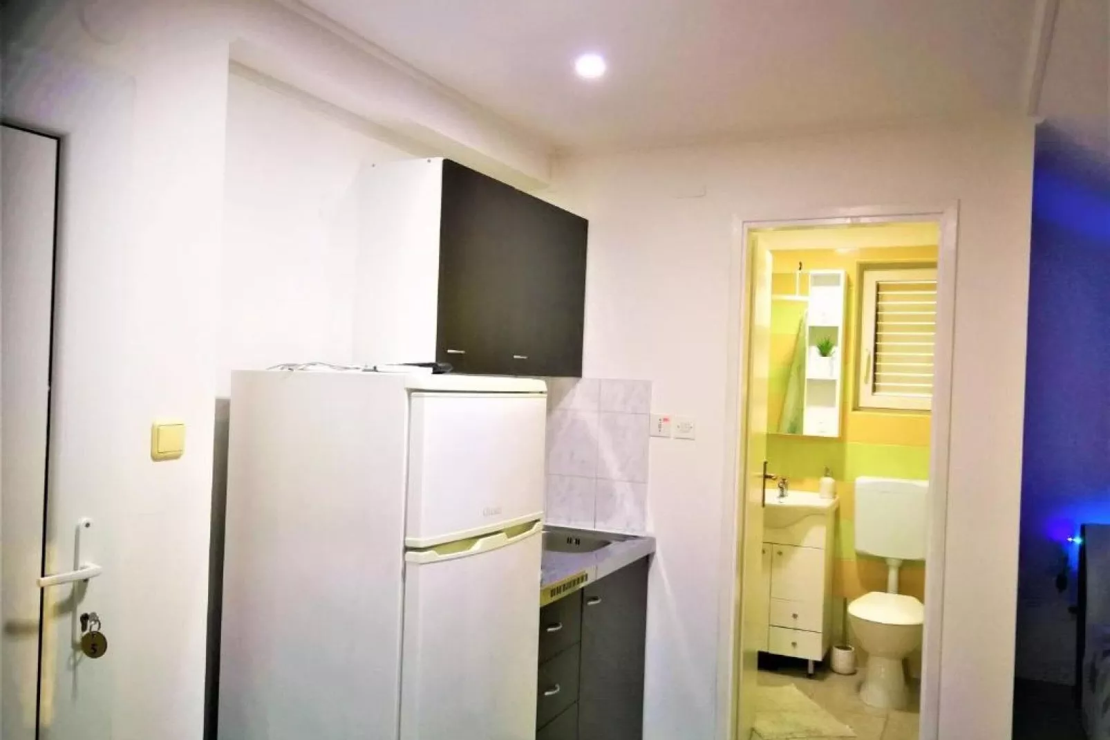 Apartments Milic - Studio Apartment with Sea View 5-Kitchen