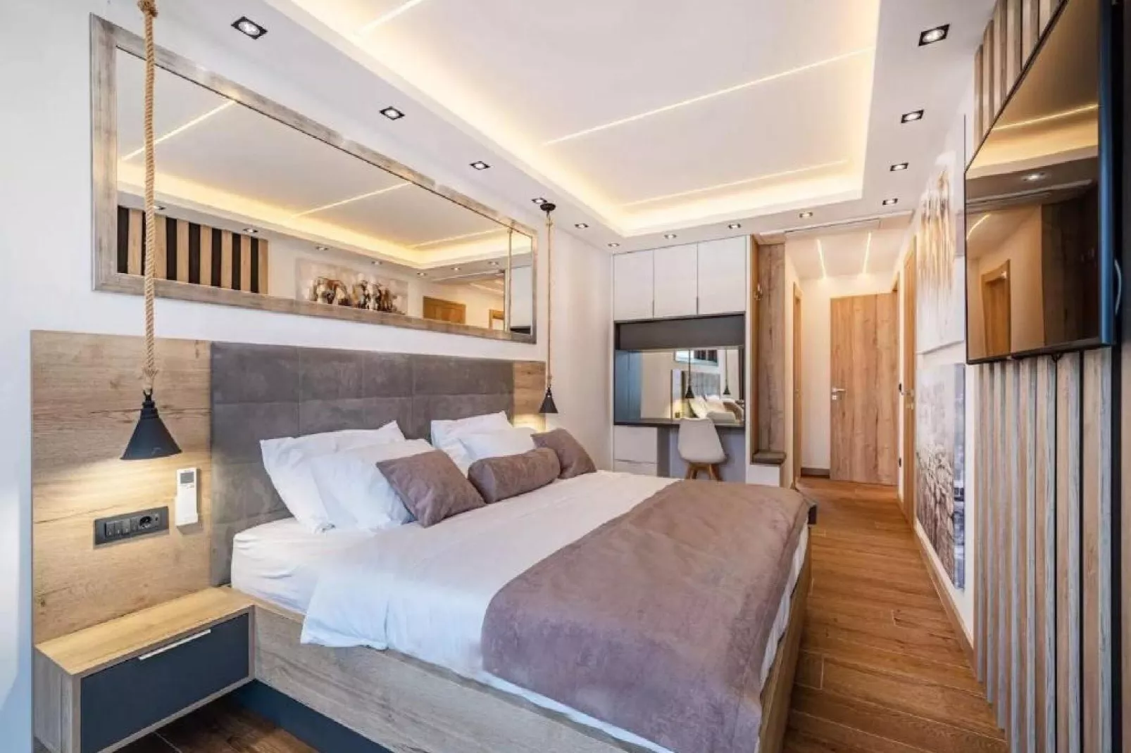 Villa Alpha & Omega - Four Bedroom Villa with Swimming Pool (Omega)-Bedroom
