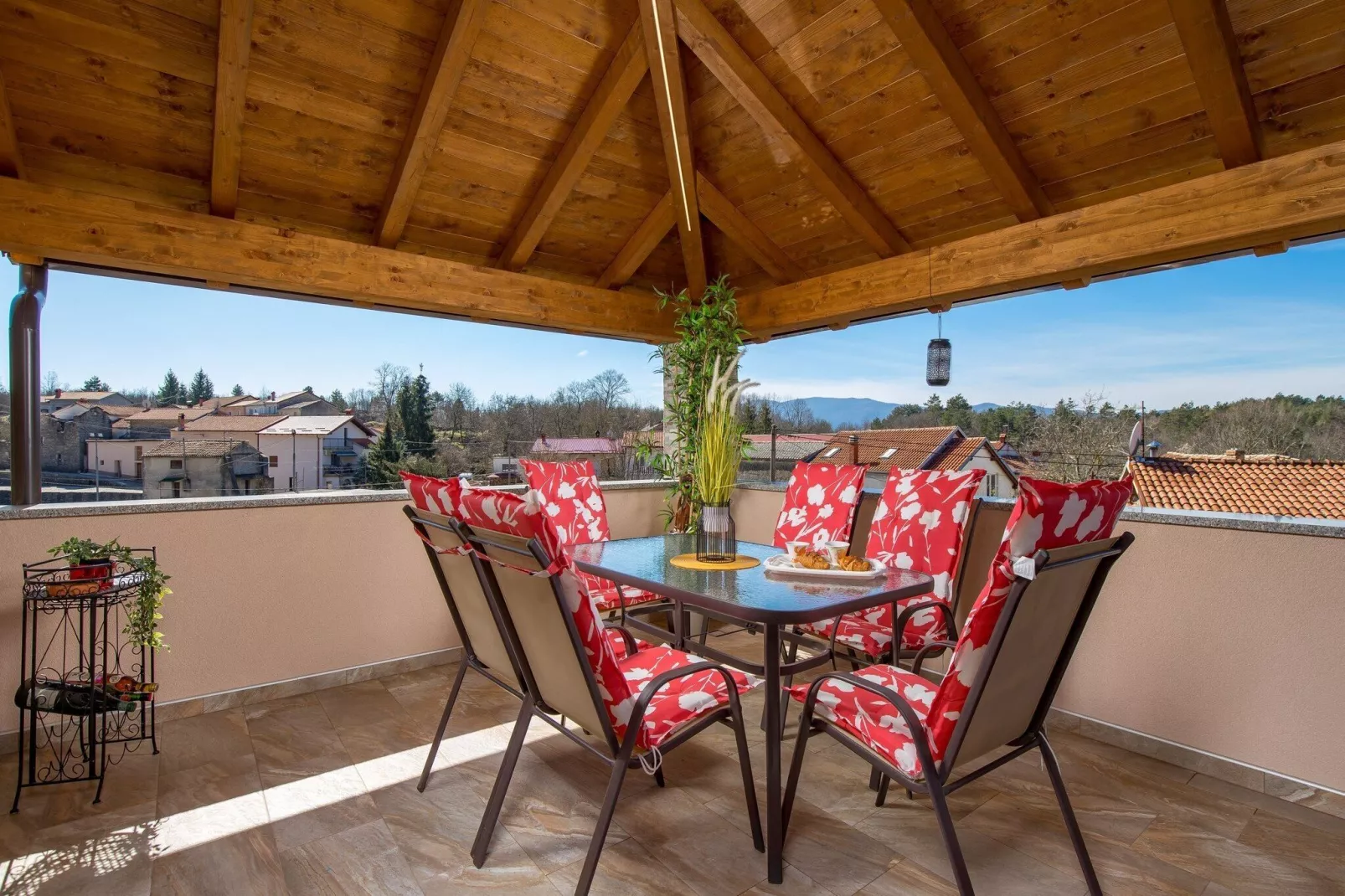 Villa Lemily - Five Bedroom Villa with Swimming Pool-Terrace