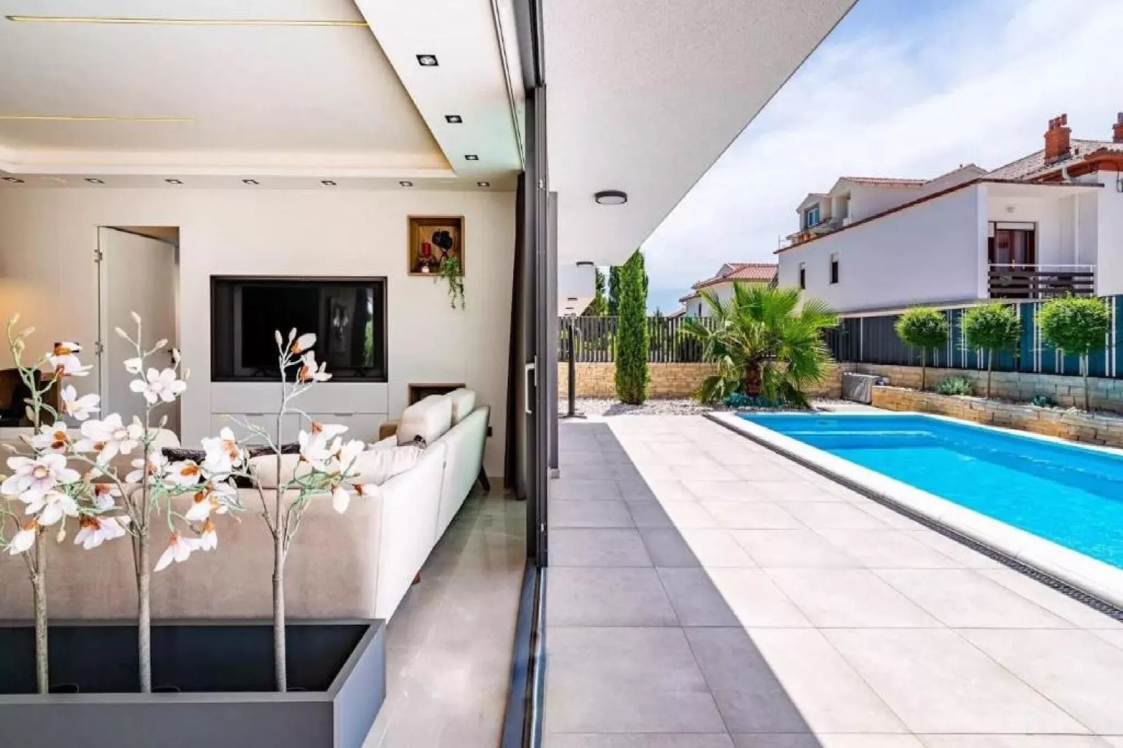 Villa Alpha & Omega - Four Bedroom Villa with Swimming Pool (Alpha)-Indoor