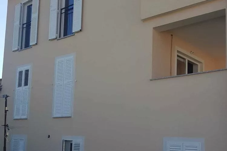 Apartment Baricevic - One Bedroom Apartment with Balcony-Außenbereich