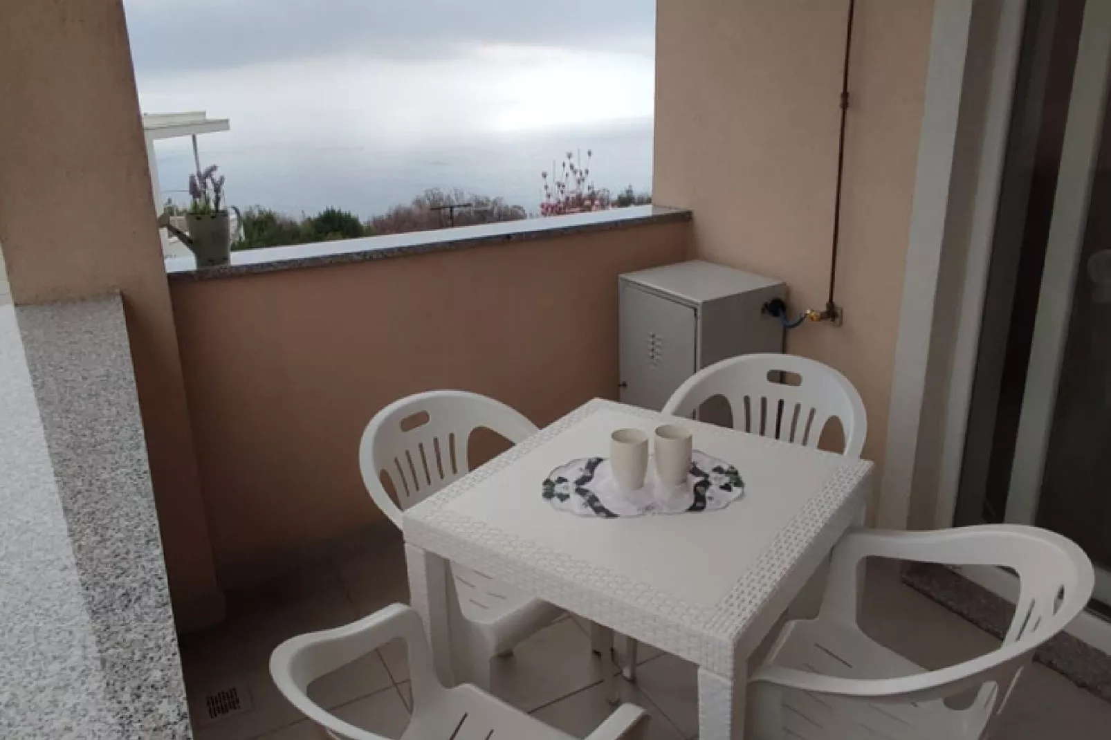 Apartment Baricevic - One Bedroom Apartment with Balcony-Terrasse