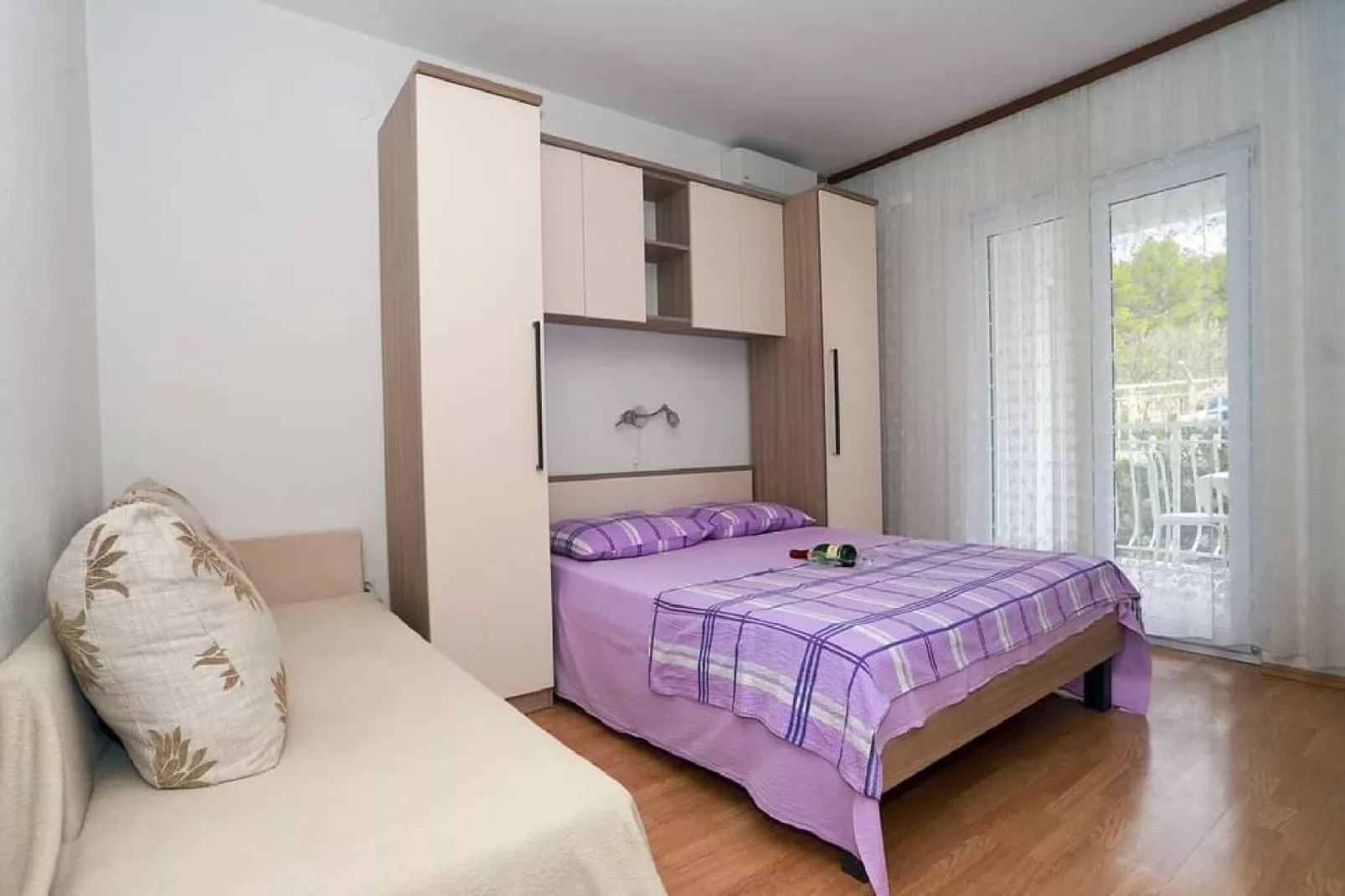 Apartments Pezo - Two Bedroom Apartment with Balcony (Mira 4)-Chambre