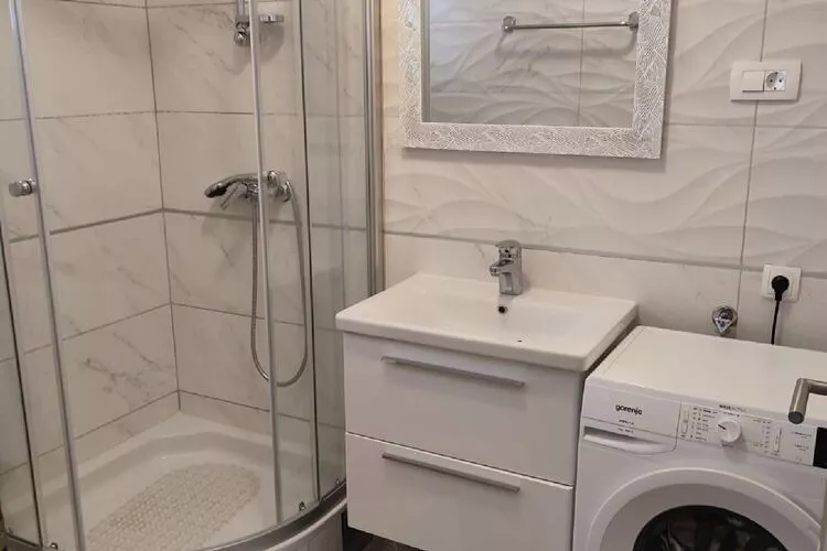 Apartments Pezo - Two Bedroom Apartment with Balcony (Mira 4)-Salle de bain