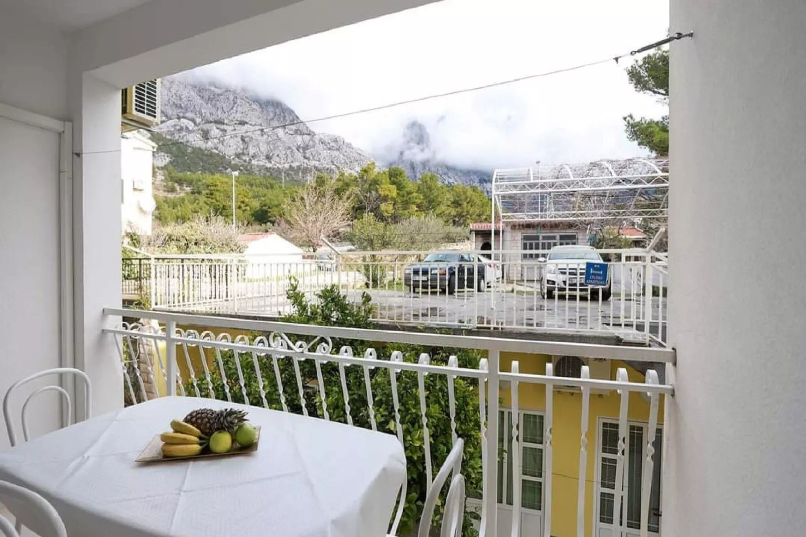 Apartments Pezo - Two Bedroom Apartment with Balcony (Mira 4)-Balcon-terrasse