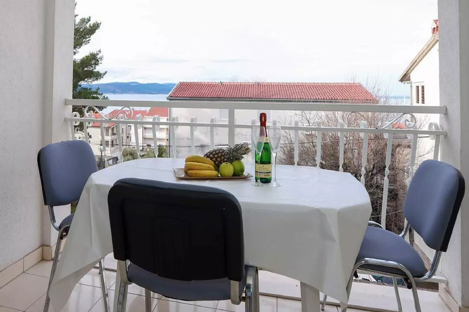 Apartments Pezo - Superior Studio with Balcony and Sea View (Mira 5)-Küche