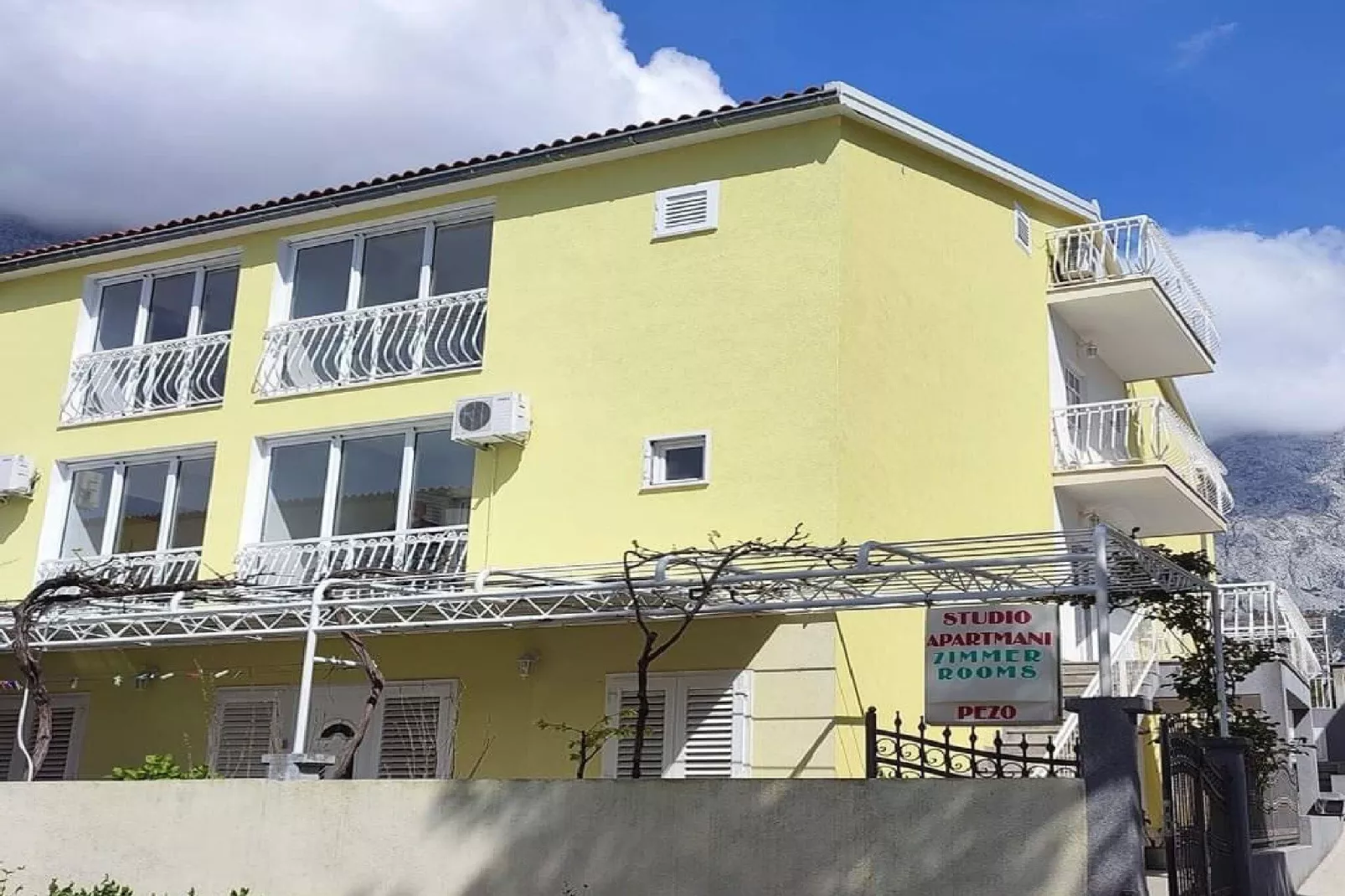 Apartments Pezo - Studio with Balcony and Sea View (Mira 6)-Outdoor