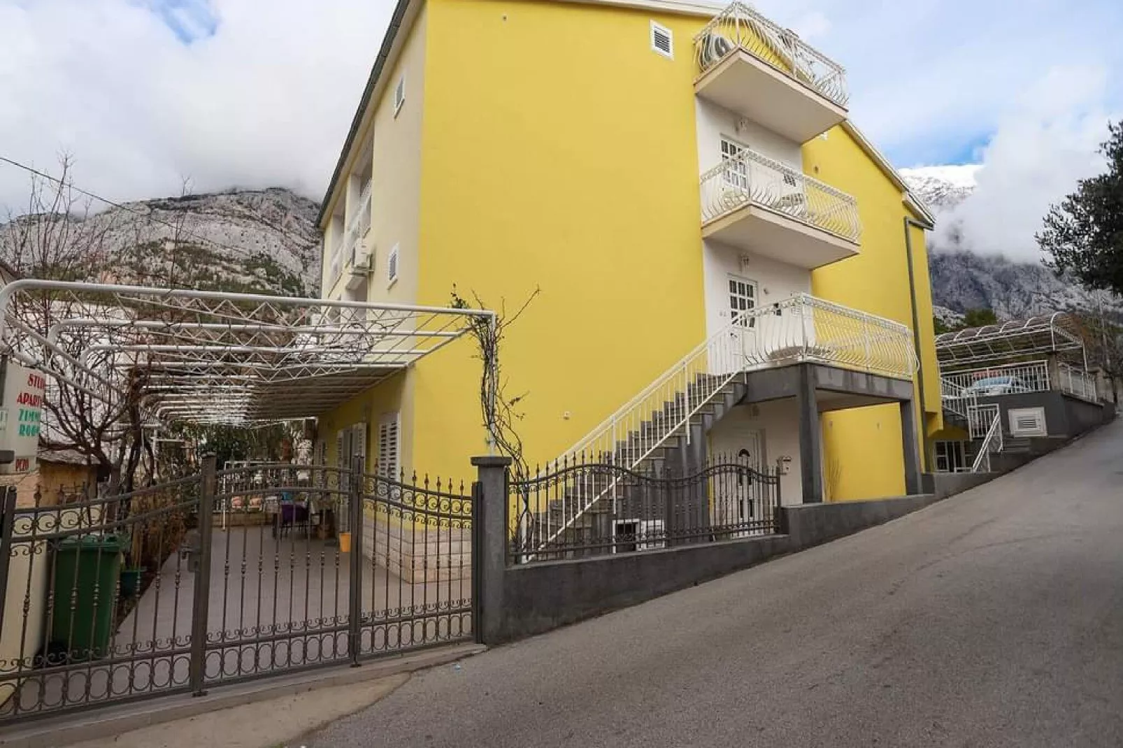 Apartments Pezo - Studio with Balcony and Sea View (Mira 6)-Outdoor