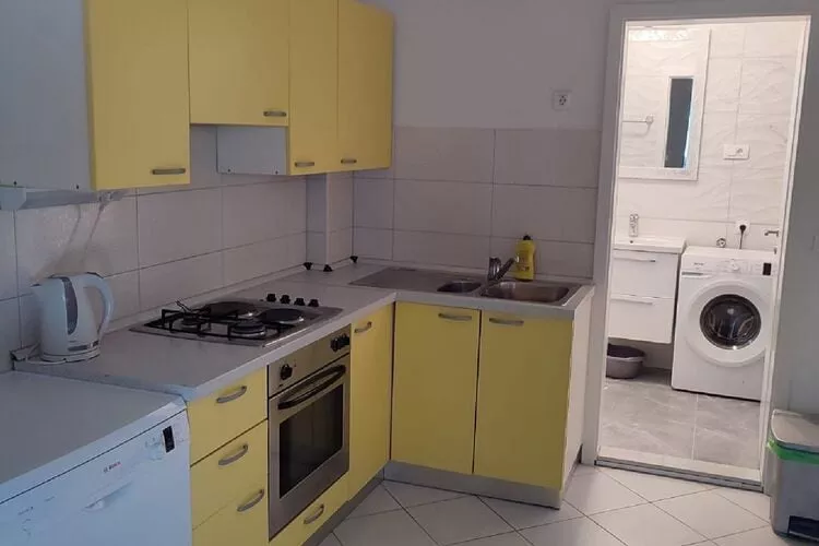 Apartments Pezo - Superior Two Bedroom Apartment with Balcony (Mira 8)-Cuisine