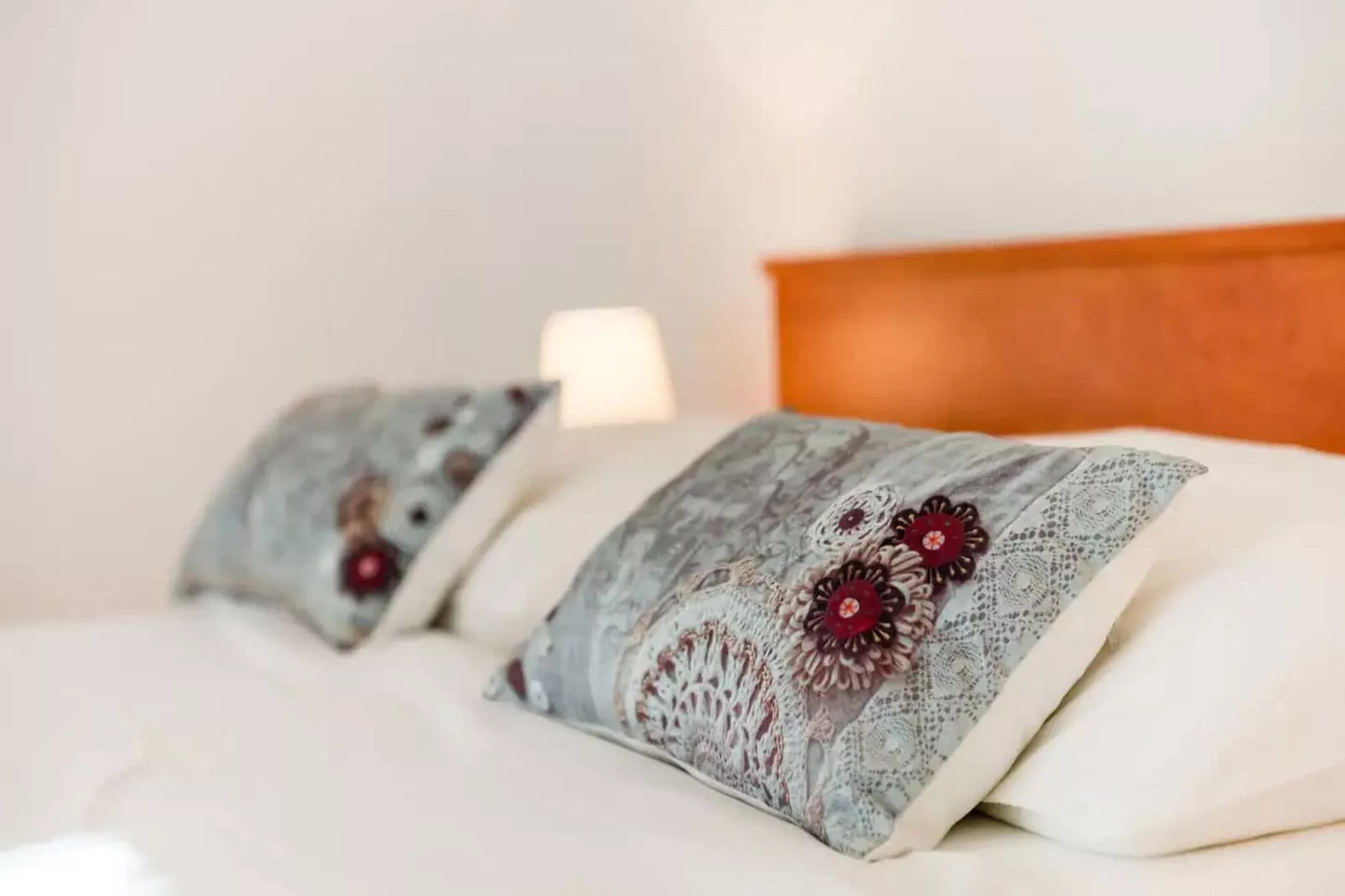 Apartments Villa Pelegrin - Two Bedroom Apartment with Garden View (Apartment A)-Bedroom