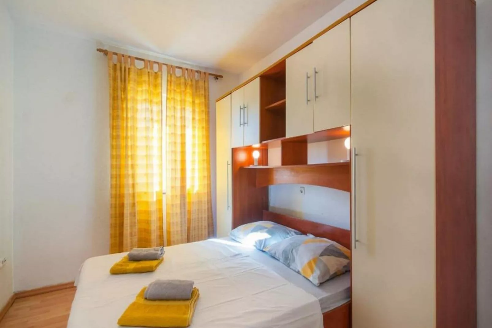 Apartment Stipic Omis - Three Bedroom Apartment with Terrace-Chambre