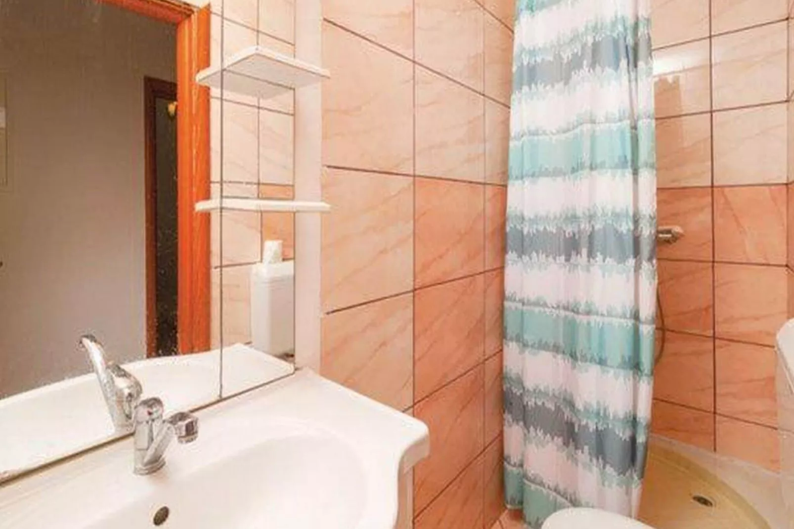 Apartment Stipic Omis - Three Bedroom Apartment with Terrace-Salle de bain