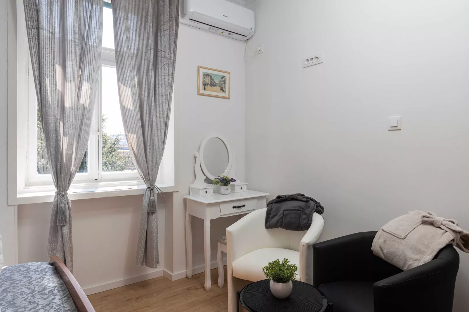 Apartment Porat - One Bedroom Apartment with Terrace-Schlafzimmer