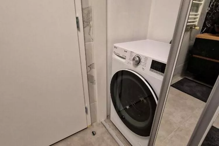 Urban Luxury Apartment Zagreb - Two Bedroom Apartment-Bathroom