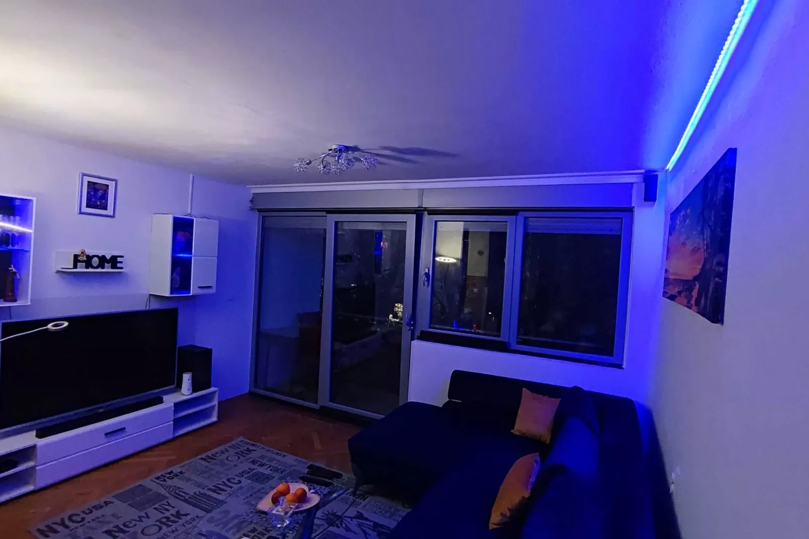 Apartment Sunrise - One Bedroom Apartment with Balcony-Salon