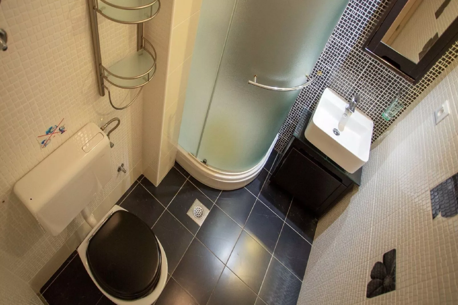 Apartments & Room Vesna - Superior Studio Apartment with Sea View (Apartment 1)-Bathroom