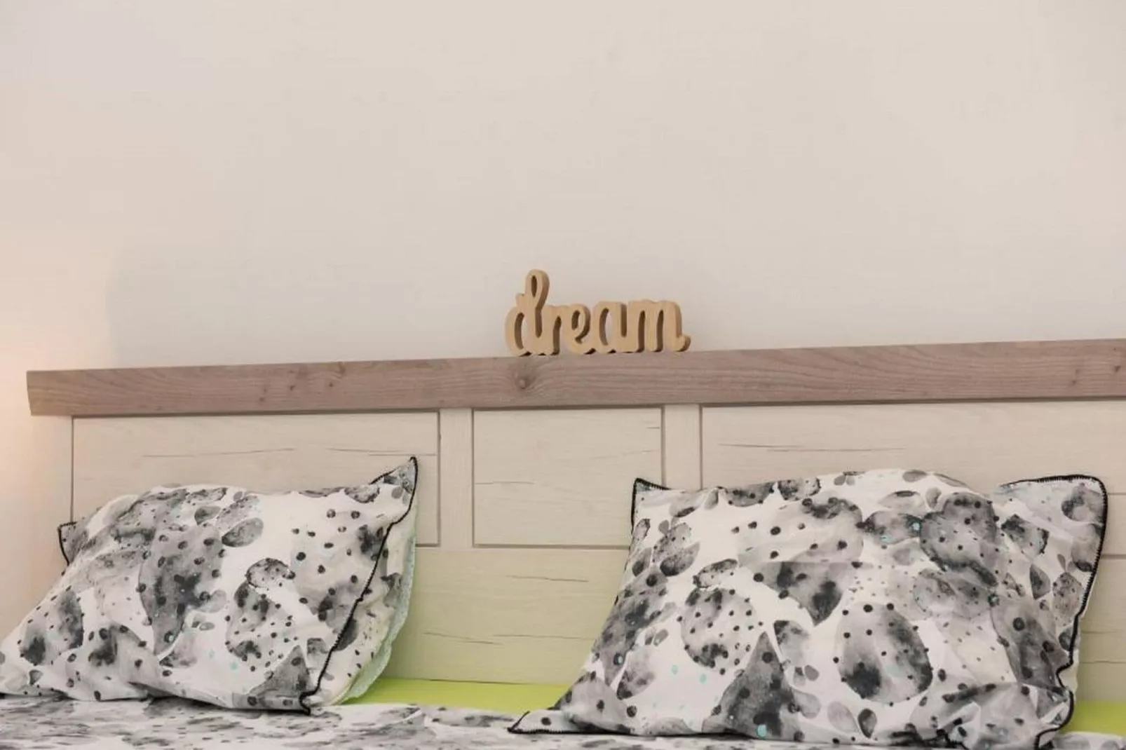 Apartments Bella Vista - One Bedroom Apartment with Terrace (Vir 1)-Chambre