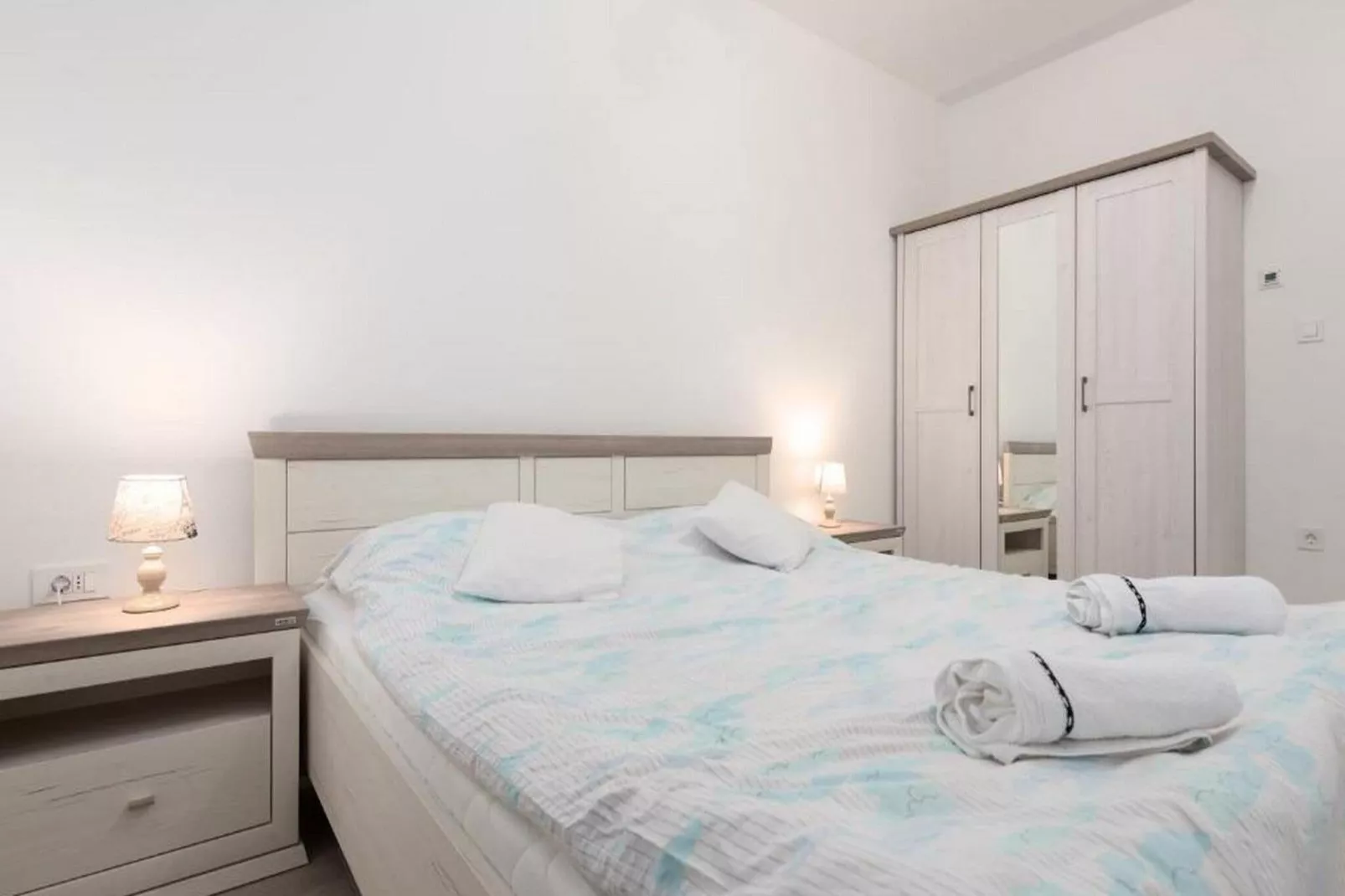 Apartments Bella Vista - Two Bedroom Apartment (Vir 2)-Chambre
