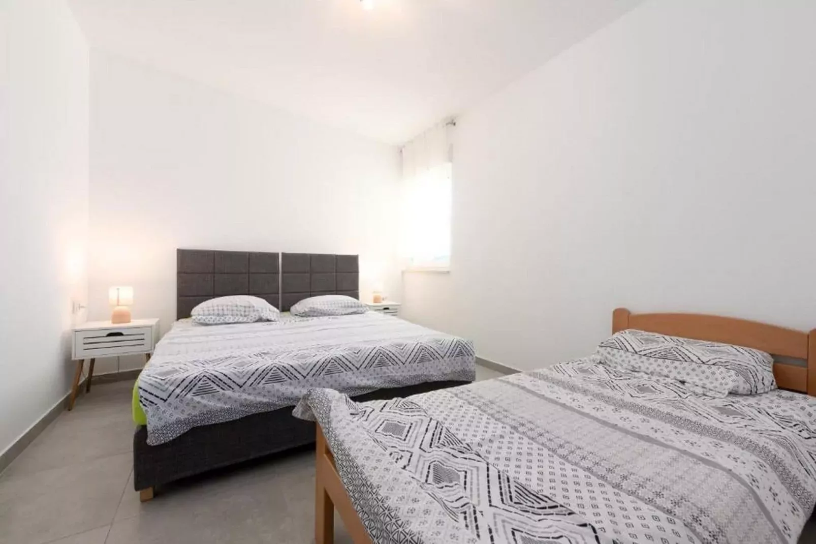 Apartments Bella Vista - Two Bedroom Apartment (Vir 2)-Chambre