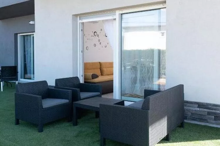 Apartments Bella Vista - Two Bedroom Apartment (Vir 2)-Terrasse
