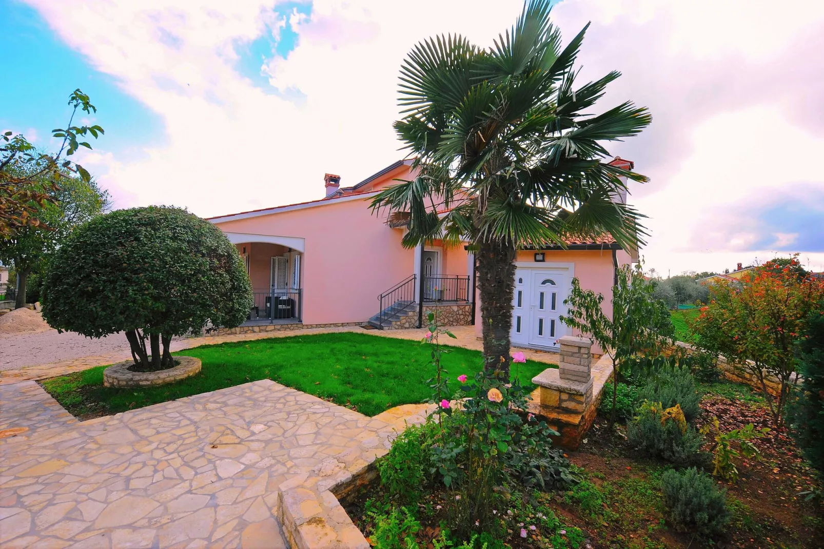 Villa Gea - Three Bedroom Villa with Swimming Pool-Outdoor