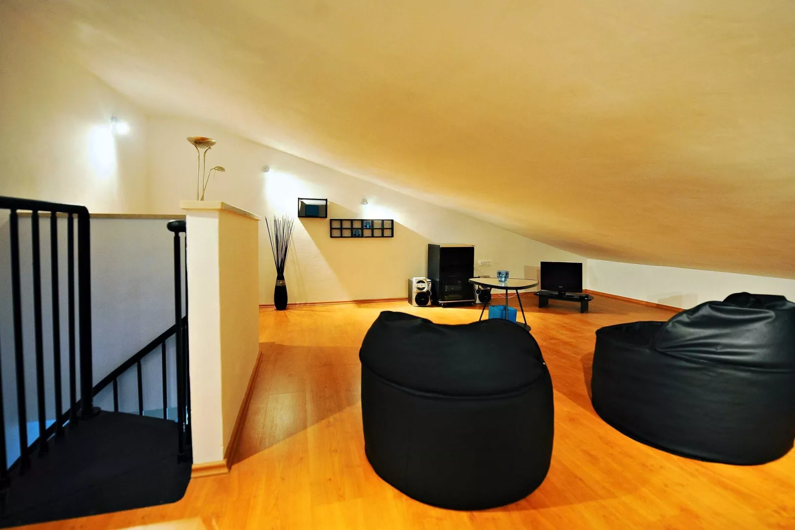 Villa Gea - Three Bedroom Villa with Swimming Pool-Indoor