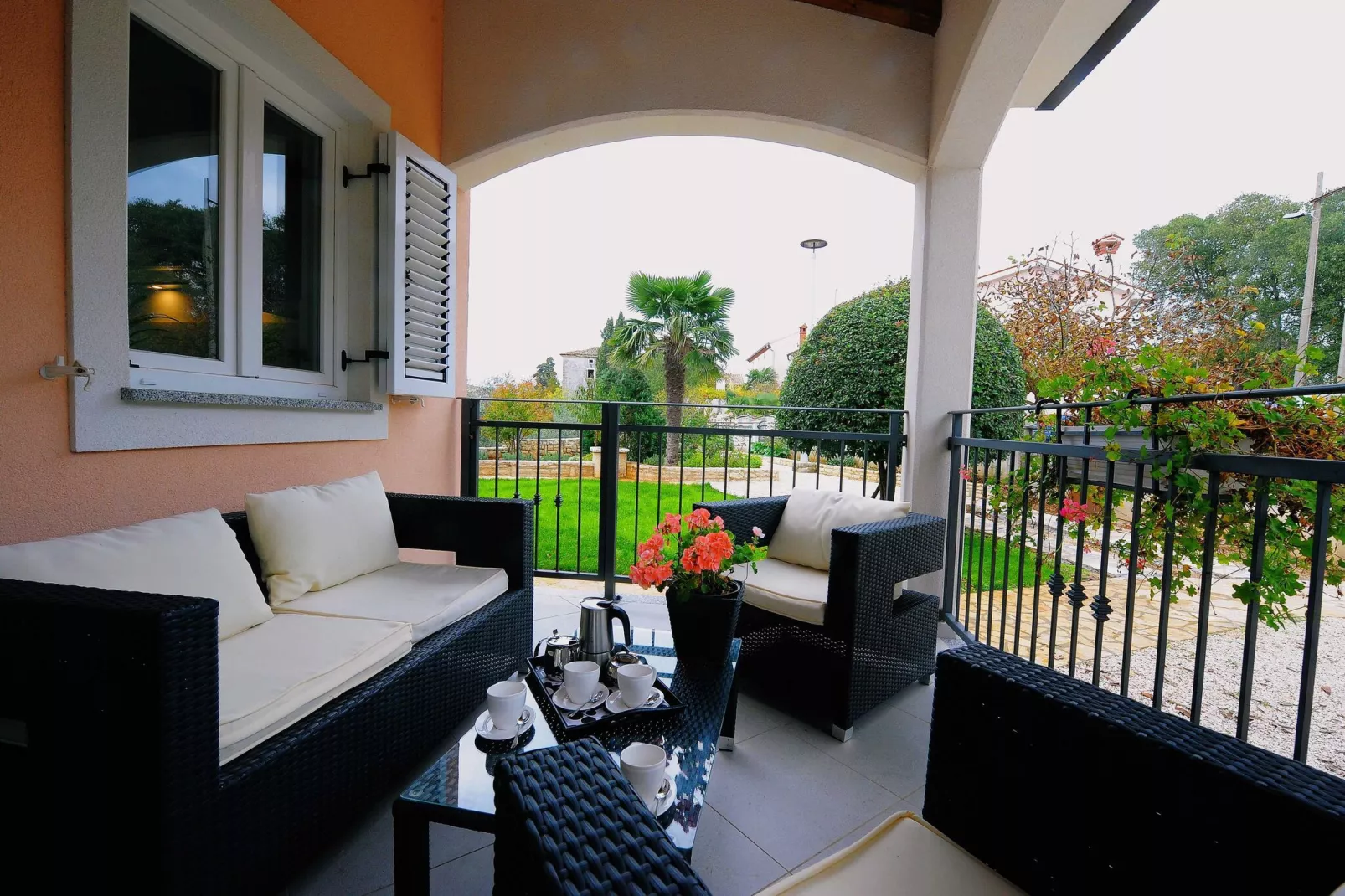 Villa Gea - Three Bedroom Villa with Swimming Pool-Terrace
