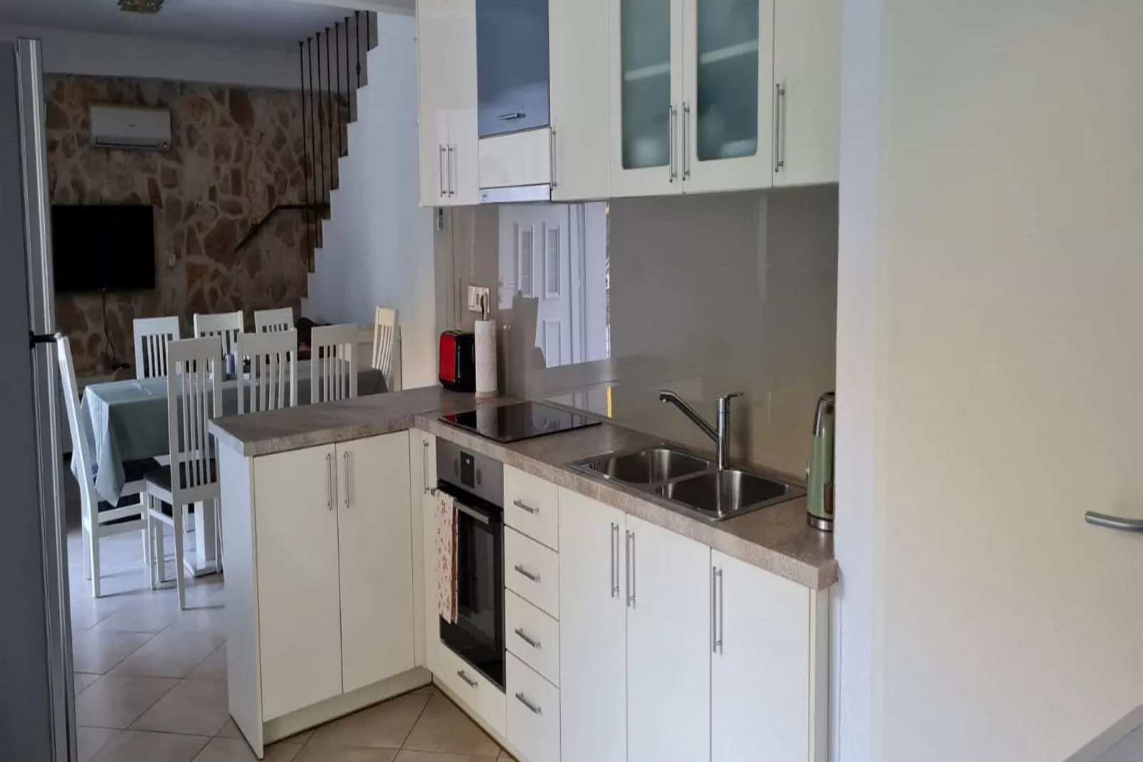 Holiday Home Mico - Three Bedroom Holiday Home with Swimming Pool-Cuisine