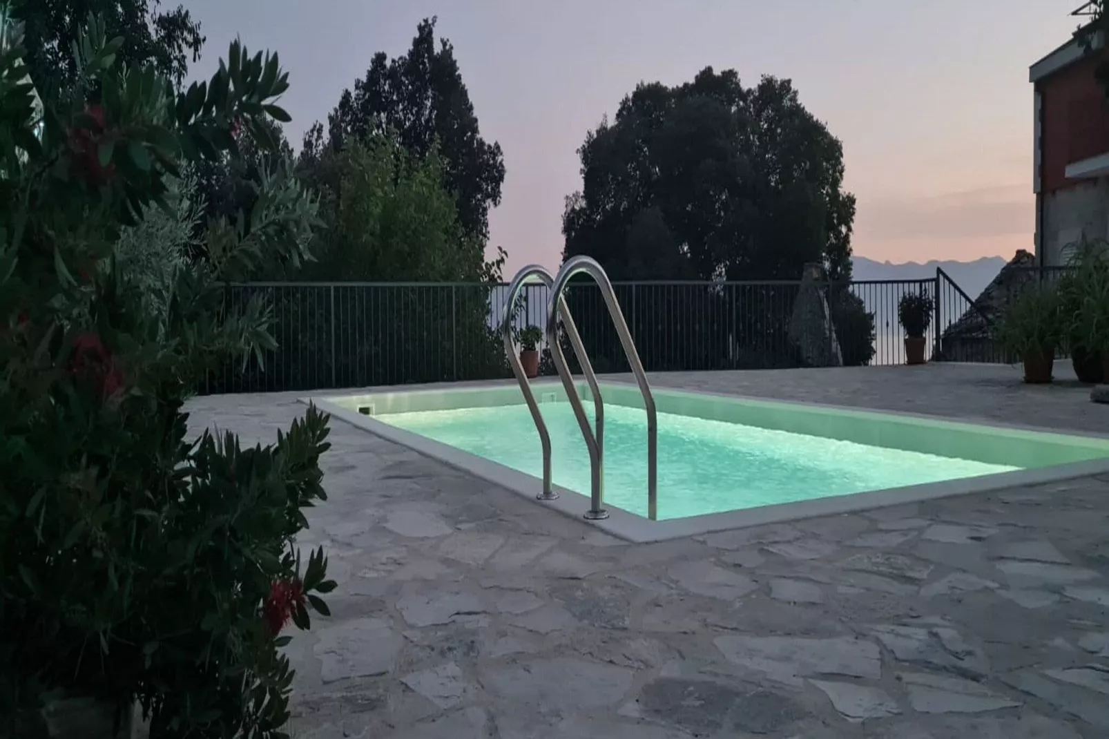Holiday Home Mico - Three Bedroom Holiday Home with Swimming Pool-Piscine