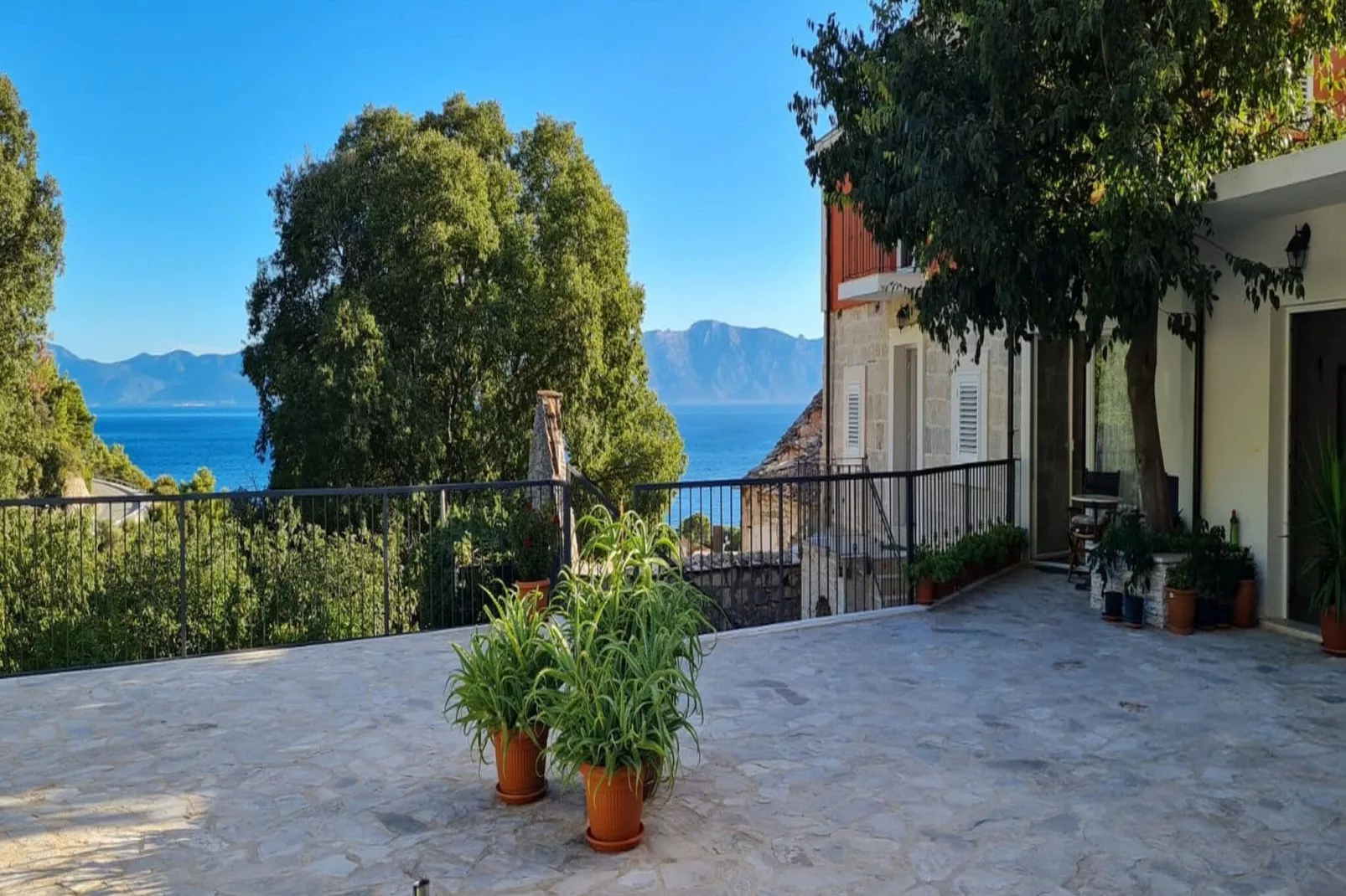 Holiday Home Mico - Three Bedroom Holiday Home with Swimming Pool-Terrasse