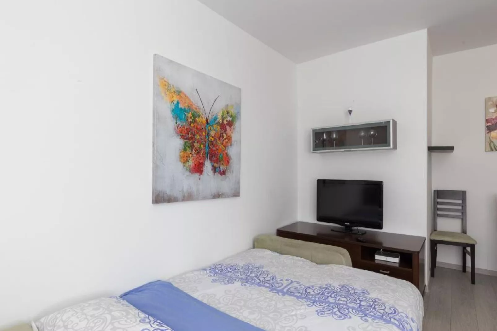 Apartment Precious View - One Bedroom Apartment with Sea View and City View-Bedroom
